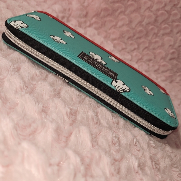 Peanuts Snoopy Wallet - Picture 5 of 15